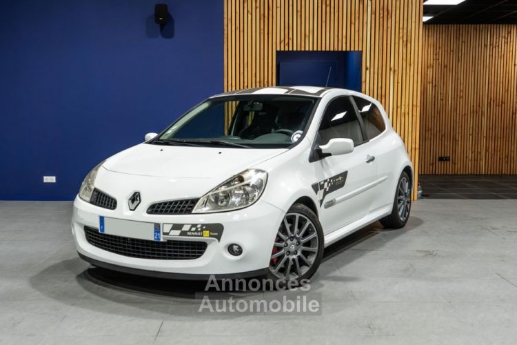 Renault Clio 2.0i 16V - 200 III BERLINE Sport F1 Team PHASE 1 - <small></small> 19.900 € <small>TTC</small> - #2