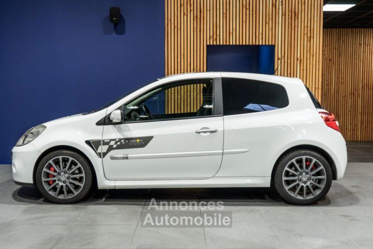 Renault Clio 2.0i 16V - 200 III BERLINE Sport F1 Team PHASE 1 - <small></small> 19.900 € <small>TTC</small> - #3