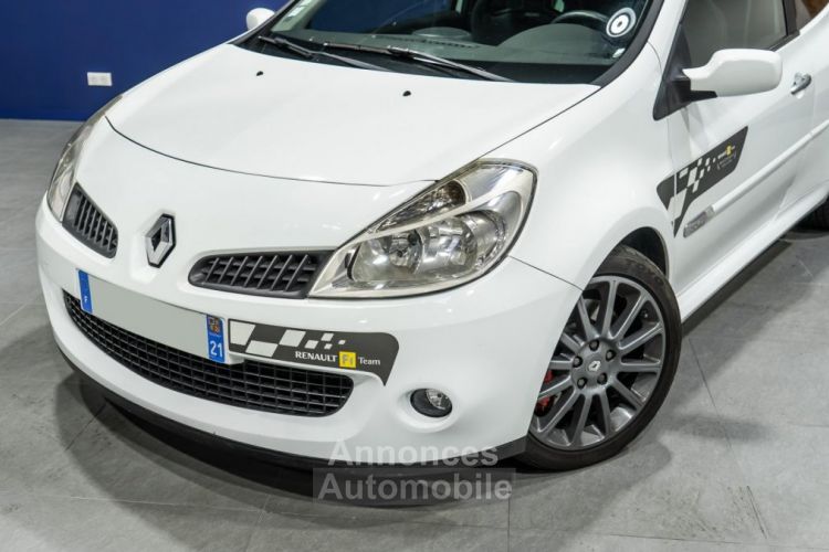 Renault Clio 2.0i 16V - 200 III BERLINE Sport F1 Team PHASE 1 - <small></small> 19.900 € <small>TTC</small> - #10