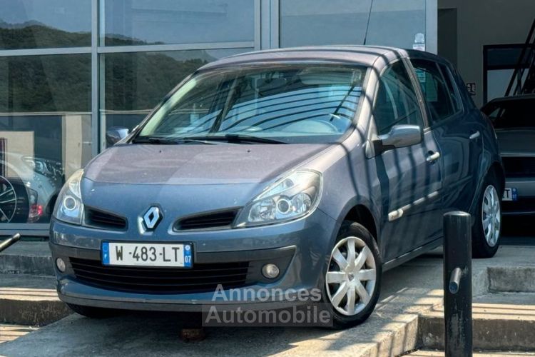 Renault Clio 3 1.2 75ch Rip Curl 5p - <small></small> 4.990 € <small>TTC</small> - #1