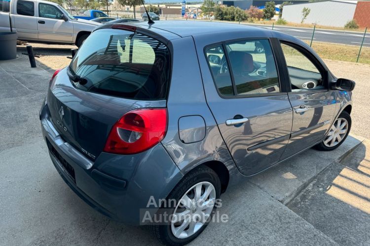 Renault Clio 3 1.2 75ch Rip Curl 5p - <small></small> 4.990 € <small>TTC</small> - #3