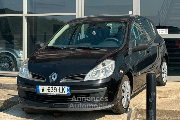 Renault Clio 3 - <small></small> 5.490 € <small>TTC</small> - #1