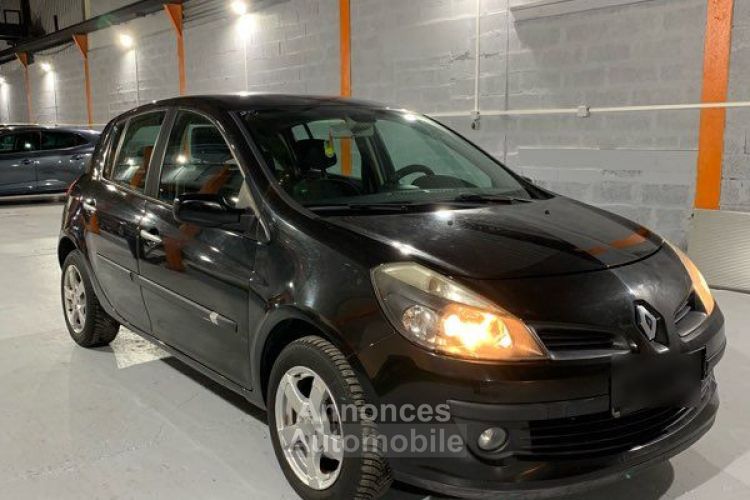 Renault Clio 3 - <small></small> 4.190 € <small>TTC</small> - #1