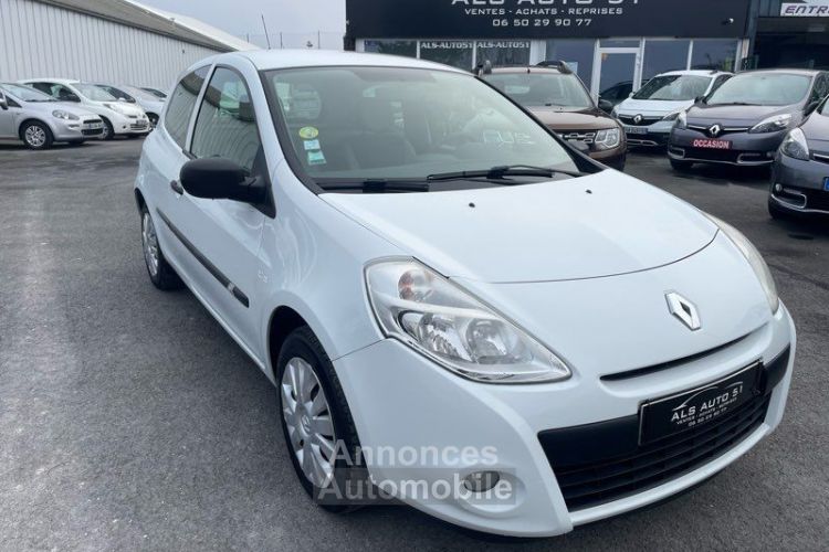 Renault Clio 3 DCI PORTES ( tva récupérable ) - <small></small> 4.900 € <small>TTC</small> - #1