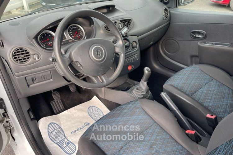 Renault Clio 3 DCI PORTES ( TVA récupérable ) - <small></small> 3.990 € <small>TTC</small> - #4