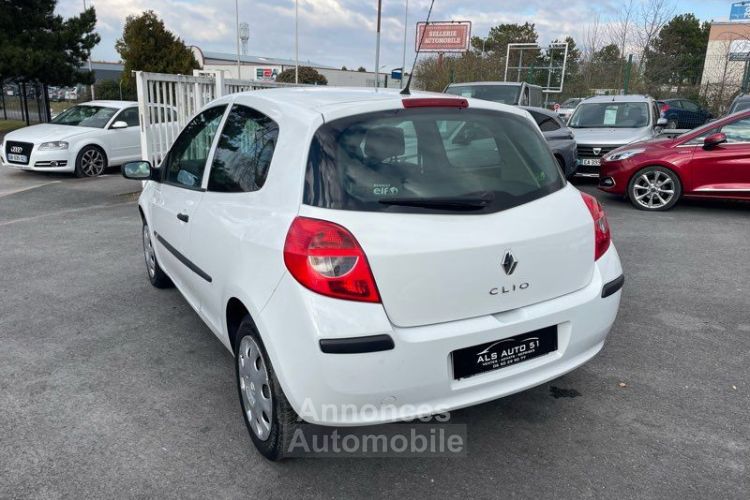 Renault Clio 3 DCI PORTES ( TVA récupérable ) - <small></small> 3.990 € <small>TTC</small> - #5