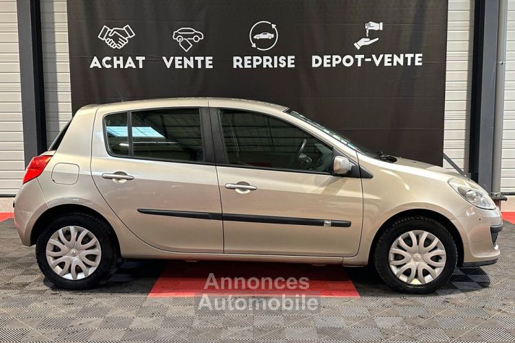 Renault Clio 3 III 1.2 16V 75ch Expression - <small></small> 4.490 € <small>TTC</small> - #3