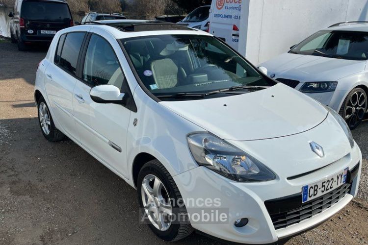 Renault Clio 3 XV de France TOM 1.2L 100cv 5 portes - <small></small> 5.890 € <small>TTC</small> - #2