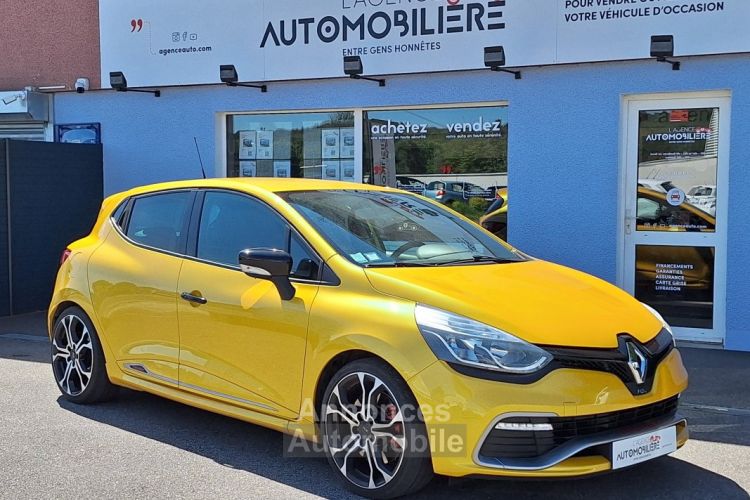 Renault Clio 4 1.6 T 220cv ENERGY RS TROPHY EDC - <small></small> 18.990 € <small>TTC</small> - #1