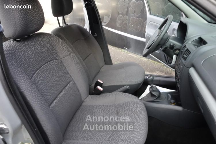 Renault Clio CAMPUS 1.2 Authentique - <small></small> 3.600 € <small>TTC</small> - #15