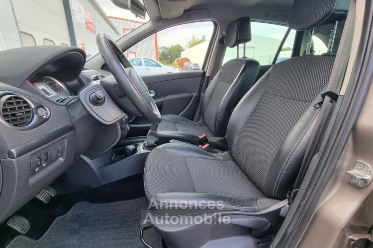 Renault Clio Estate 3 TCE 100 CV LUXE / 1E MAIN / 53 000KM / DISTRI 2024 / RADAR AR / GPS / REGUL - <small></small> 6.790 € <small>TTC</small> - #16