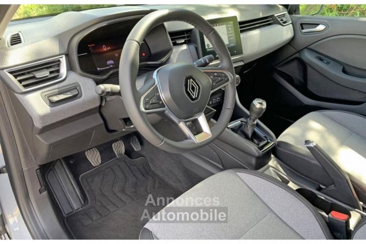 Renault Clio EXPORT ALGERIE : 1.5 Blue dCi - 115 2024  V BERLINE Evolution PHASE 2 - <small></small> 15.500 € <small></small> - #6