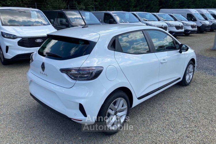 Renault Clio Facelift 1.5 DCI 100 M6 Evolution - <small></small> 21.490 € <small>TTC</small> - #2