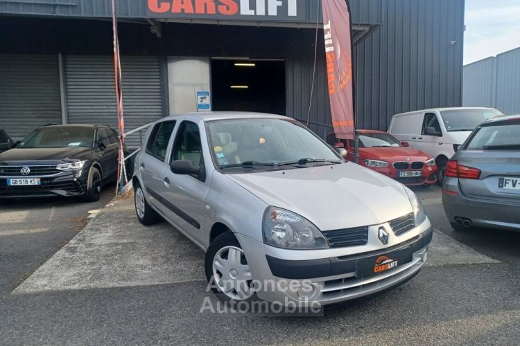 Renault Clio II 1.2 i 75CV CAMPUS 5P - FAIBLE KILOMETRAGE CLIM - <small></small> 6.990 € <small>TTC</small> - #1