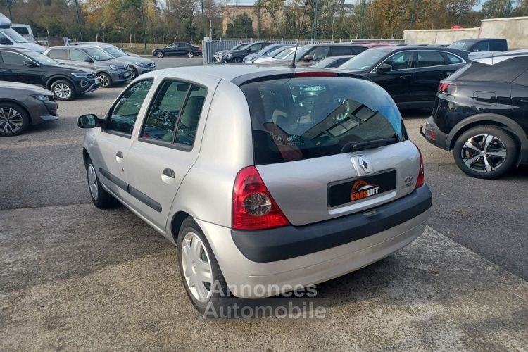 Renault Clio II 1.2 i 75CV CAMPUS 5P - FAIBLE KILOMETRAGE CLIM - <small></small> 6.990 € <small>TTC</small> - #5