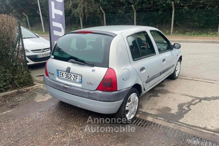 Renault Clio II 1.4 75CV - <small></small> 3.200 € <small>TTC</small> - #13