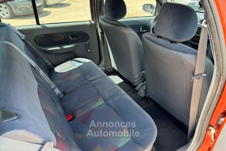 Renault Clio II 1.4i 75 Cv Faible Kilométrage-1ère Main-Double De Clé - <small></small> 3.990 € <small>TTC</small> - #6