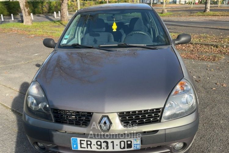 Renault Clio II 1.5 DCI 65CH EXPRESSION 5P - <small></small> 5.100 € <small>TTC</small> - #4