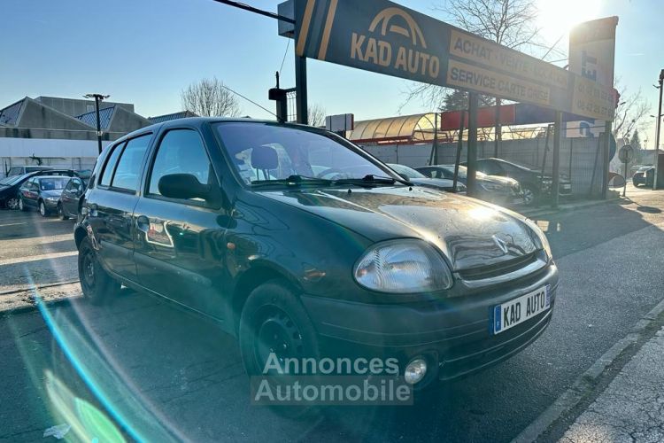 Renault Clio II 1.6 90 RXT - <small></small> 4.495 € <small>TTC</small> - #2