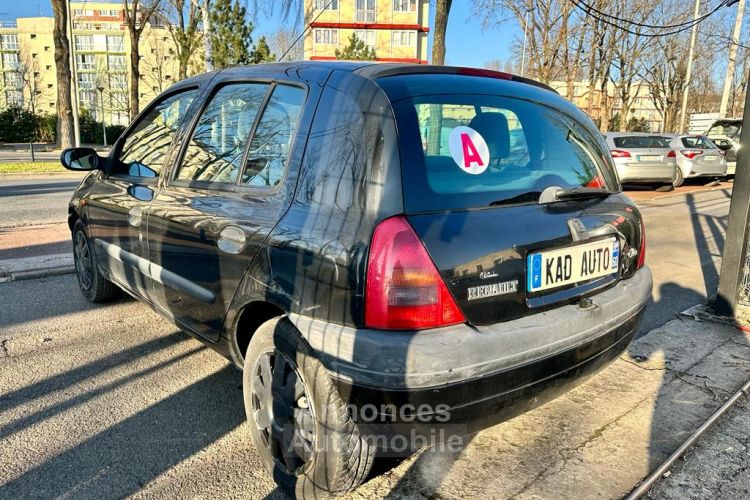 Renault Clio II 1.6 90 RXT - <small></small> 4.495 € <small>TTC</small> - #4