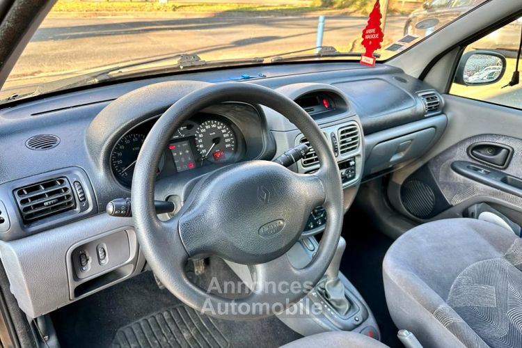 Renault Clio II 1.6 90 RXT - <small></small> 4.495 € <small>TTC</small> - #10