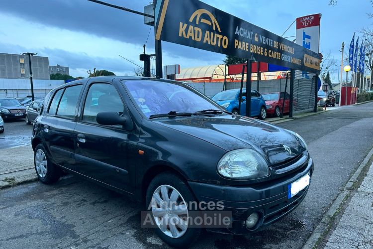 Renault Clio II 1.6 90 RXT - <small></small> 3.995 € <small>TTC</small> - #2