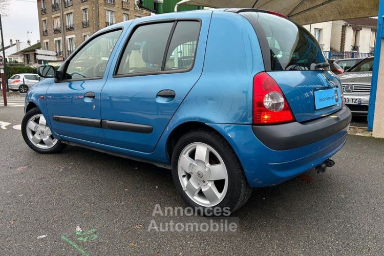 Renault Clio II 1.6L 107CV - <small></small> 2.490 € <small>TTC</small> - #3