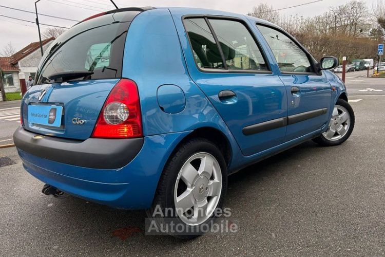 Renault Clio II 1.6L 107CV - <small></small> 2.490 € <small>TTC</small> - #4