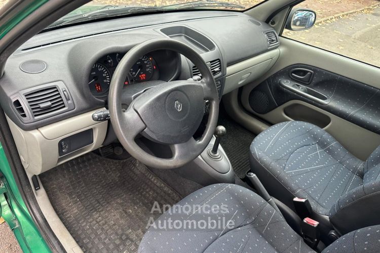 Renault Clio II (2) 1.2 16S EXPRESSION QUICKSHIFT 3P - <small></small> 3.995 € <small>TTC</small> - #12