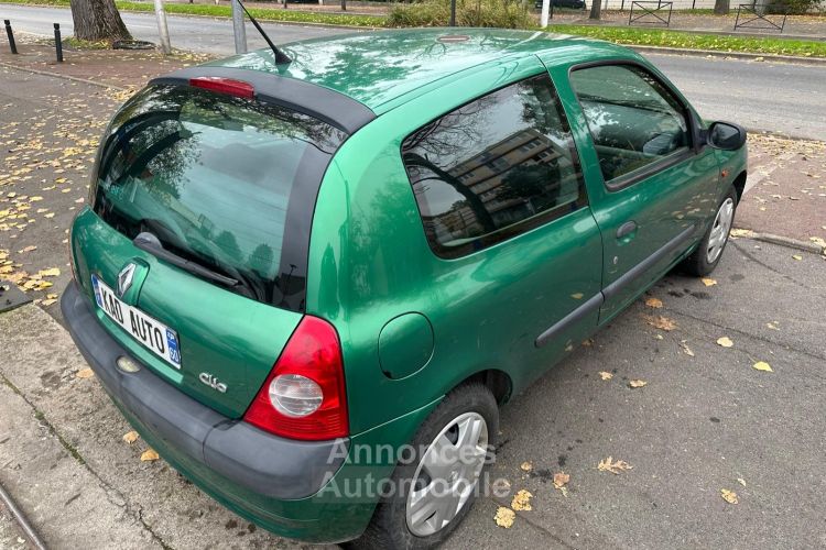 Renault Clio II (2) 1.2 16S EXPRESSION QUICKSHIFT 3P - <small></small> 3.995 € <small>TTC</small> - #17