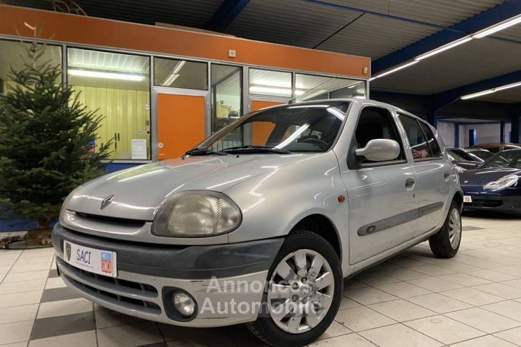 Renault Clio II (B/C65) 1.9 D 65ch RTE 5p - <small></small> 3.490 € <small>TTC</small> - #1