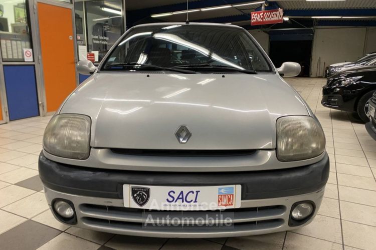 Renault Clio II (B/C65) 1.9 D 65ch RTE 5p - <small></small> 3.490 € <small>TTC</small> - #2