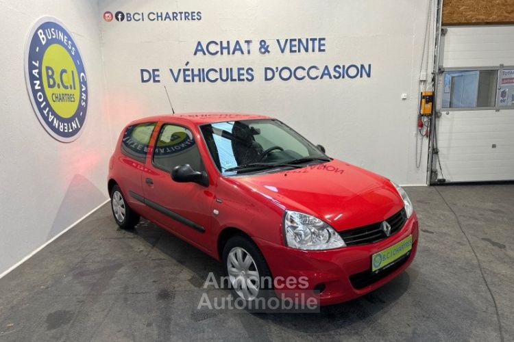 Renault Clio II CAMPUS 1.2 16V 75CH AUTHENTIQUE ECO² 3P - <small></small> 6.990 € <small>TTC</small> - #2