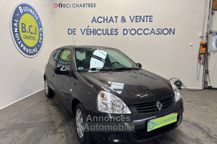 Renault Clio II CAMPUS 1.2 16V 75CH AUTHENTIQUE ECO² 3P - <small></small> 5.990 € <small>TTC</small> - #2