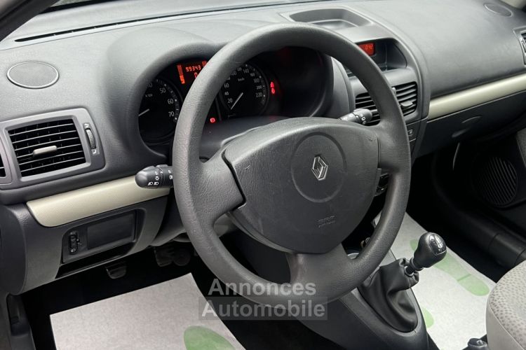 Renault Clio II PHASE 2 CAMPUS 1.2 16V 75 Cv BLUETOOTH / PAIEMENT CB 4x POSSIBLE - GARANTIE 1 AN - <small></small> 4.970 € <small>TTC</small> - #12