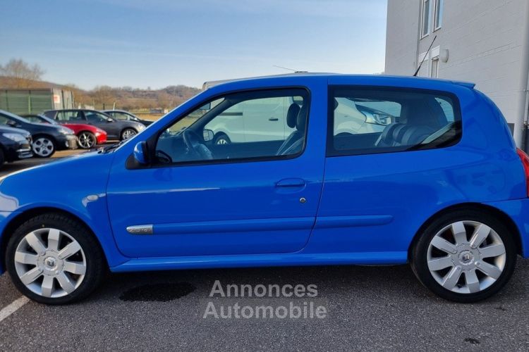 Renault Clio II RS PHASE 3 2.0 182 CV / BLEU DYNAMO / REGULATEUR / DISTRI2025 / 2004 / 82 000 KM - <small></small> 17.990 € <small>TTC</small> - #9