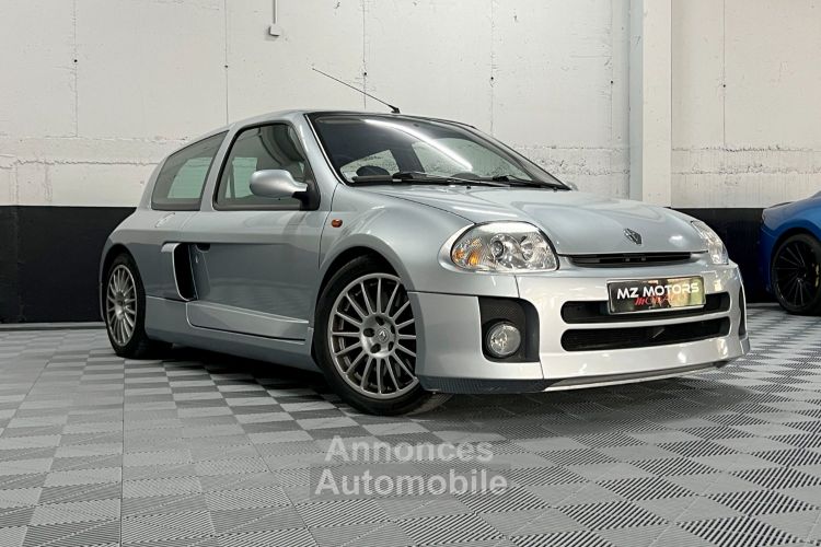 Renault Clio II V6 24S 230 RS - N. 1058 - 16200 Km - COLLECTOR - <small></small> 60.000 € <small></small> - #7