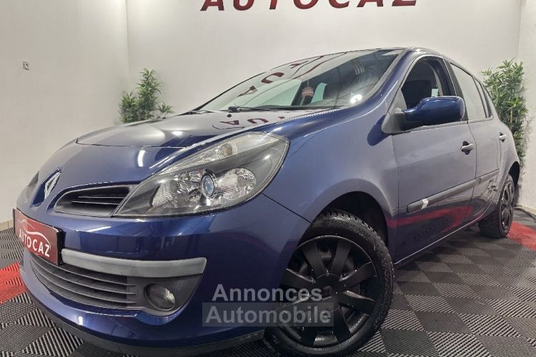 Renault Clio III 1.2 16V 75 eco2 +5PORTES - <small></small> 5.990 € <small>TTC</small> - #2