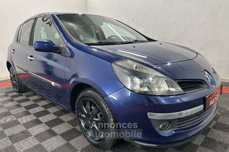 Renault Clio III 1.2 16V 75 eco2 +5PORTES - <small></small> 5.990 € <small>TTC</small> - #5