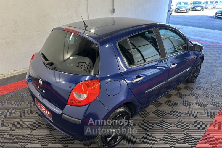 Renault Clio III 1.2 16V 75 eco2 +5PORTES - <small></small> 5.990 € <small>TTC</small> - #18