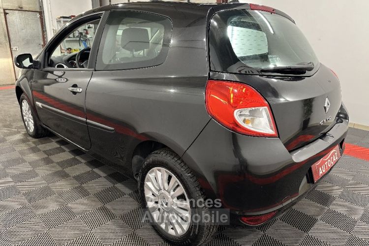 Renault Clio III 1.2 16V 75 eco2 Phase 2 +98000KM - <small></small> 5.990 € <small>TTC</small> - #5