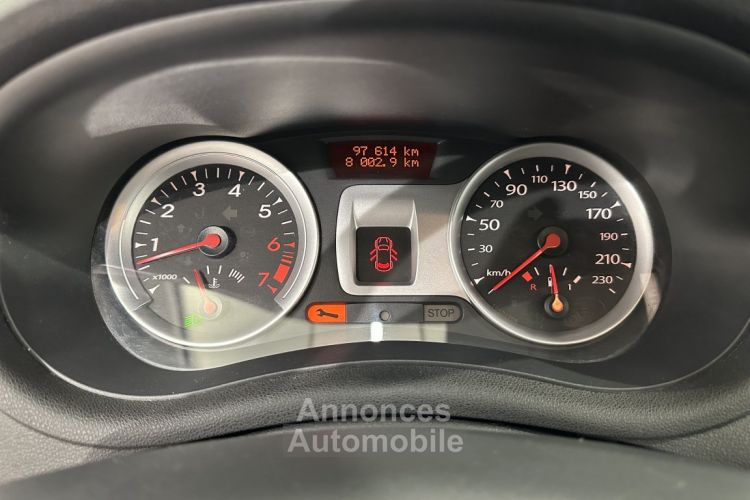 Renault Clio III 1.2 16V 75 eco2 Phase 2 +98000KM - <small></small> 5.990 € <small>TTC</small> - #10