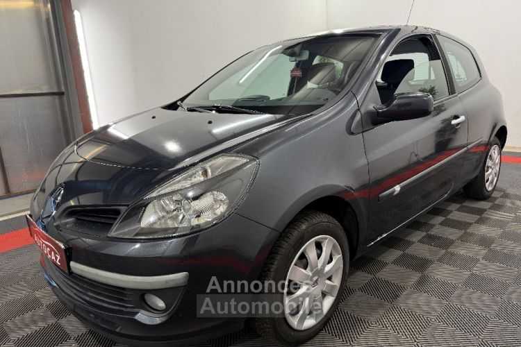 Renault Clio III 1.2 16V 75 Expression +88000KM - <small></small> 5.990 € <small>TTC</small> - #3