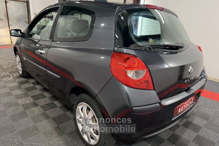 Renault Clio III 1.2 16V 75 Expression +88000KM - <small></small> 5.990 € <small>TTC</small> - #6