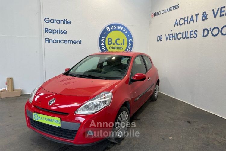 Renault Clio III 1.2 16V 75CH ACCESS 3P - <small></small> 5.990 € <small>TTC</small> - #2