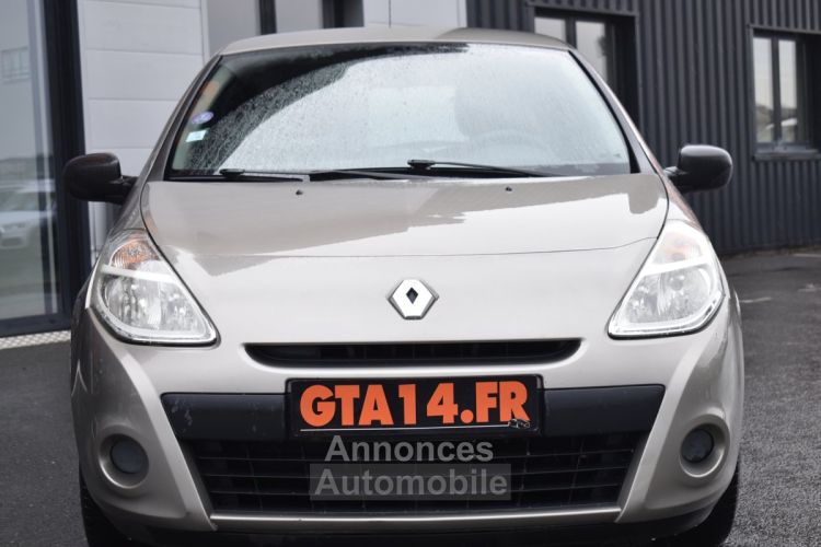 Renault Clio III 1.2 16V 75CH ALIZE 3P - <small></small> 5.990 € <small>TTC</small> - #17