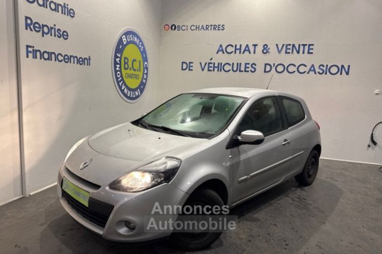 Renault Clio III 1.2 16V 75CH EXPRESS CLIM 3P - <small></small> 6.490 € <small>TTC</small> - #1