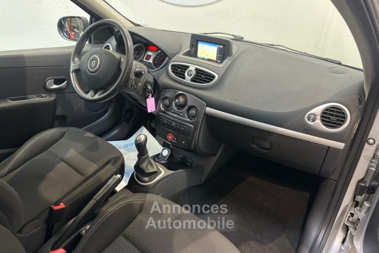 Renault Clio III 1.2 16V 75CH EXPRESS CLIM 3P - <small></small> 7.390 € <small>TTC</small> - #8