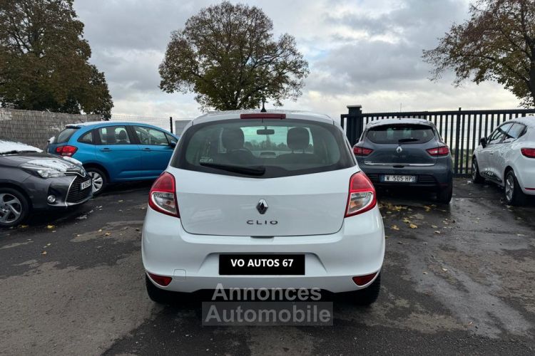 Renault Clio III 1.2 16V YAHOO 1ère main - <small></small> 5.750 € <small>TTC</small> - #3