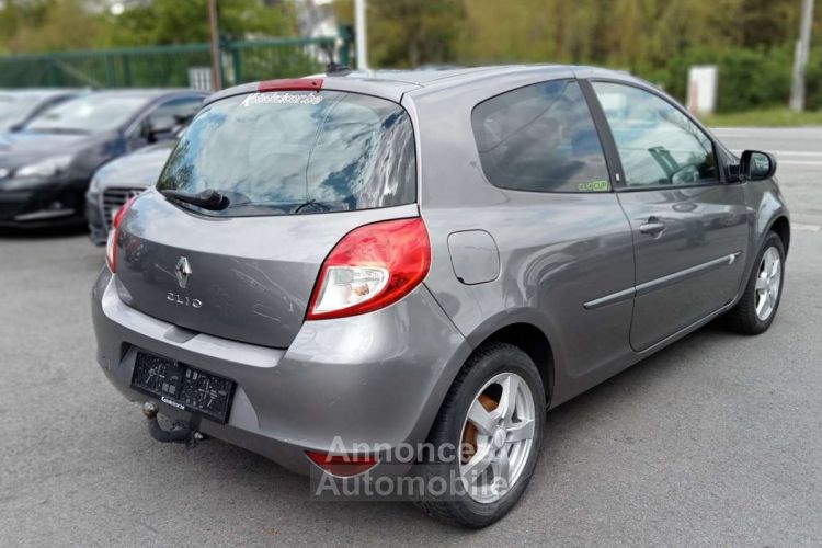Renault Clio III 1.2 75cv 20th A.C GPS TOIT PANO GARANTIE 1 AN - <small></small> 4.890 € <small>TTC</small> - #6